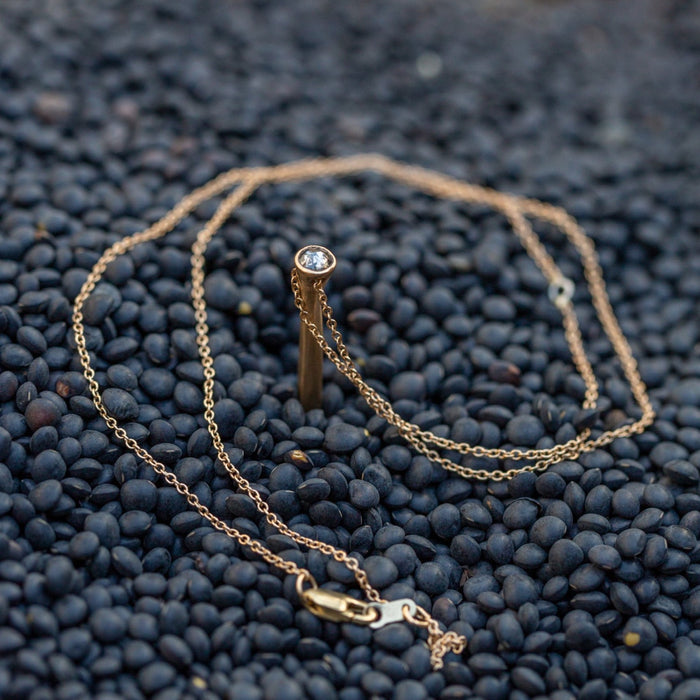 illuminant necklace