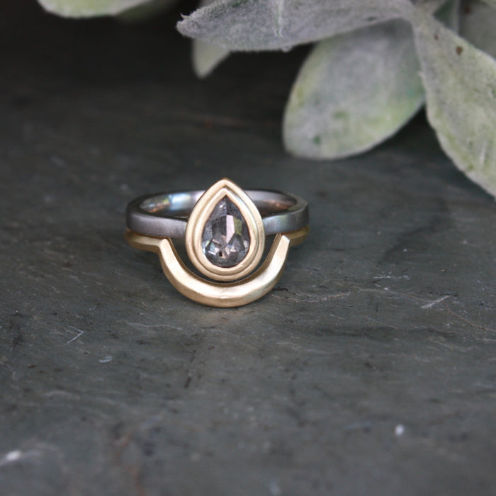 deco pear solitaire
